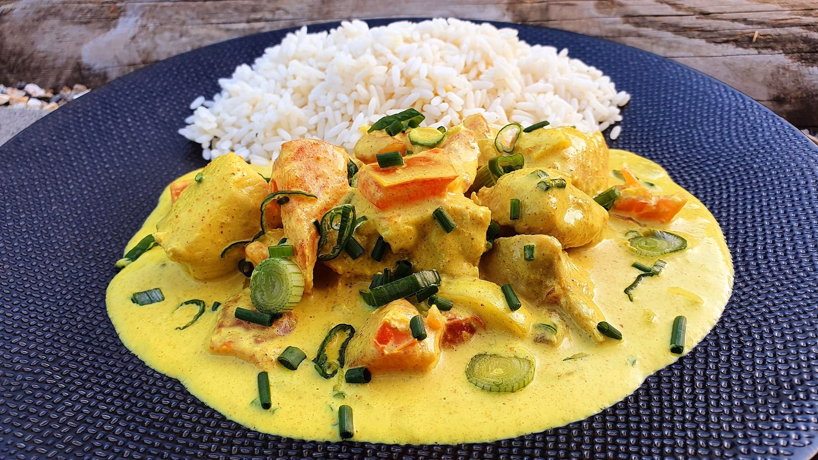 Est-ce que le curcuma va avec le poulet ?