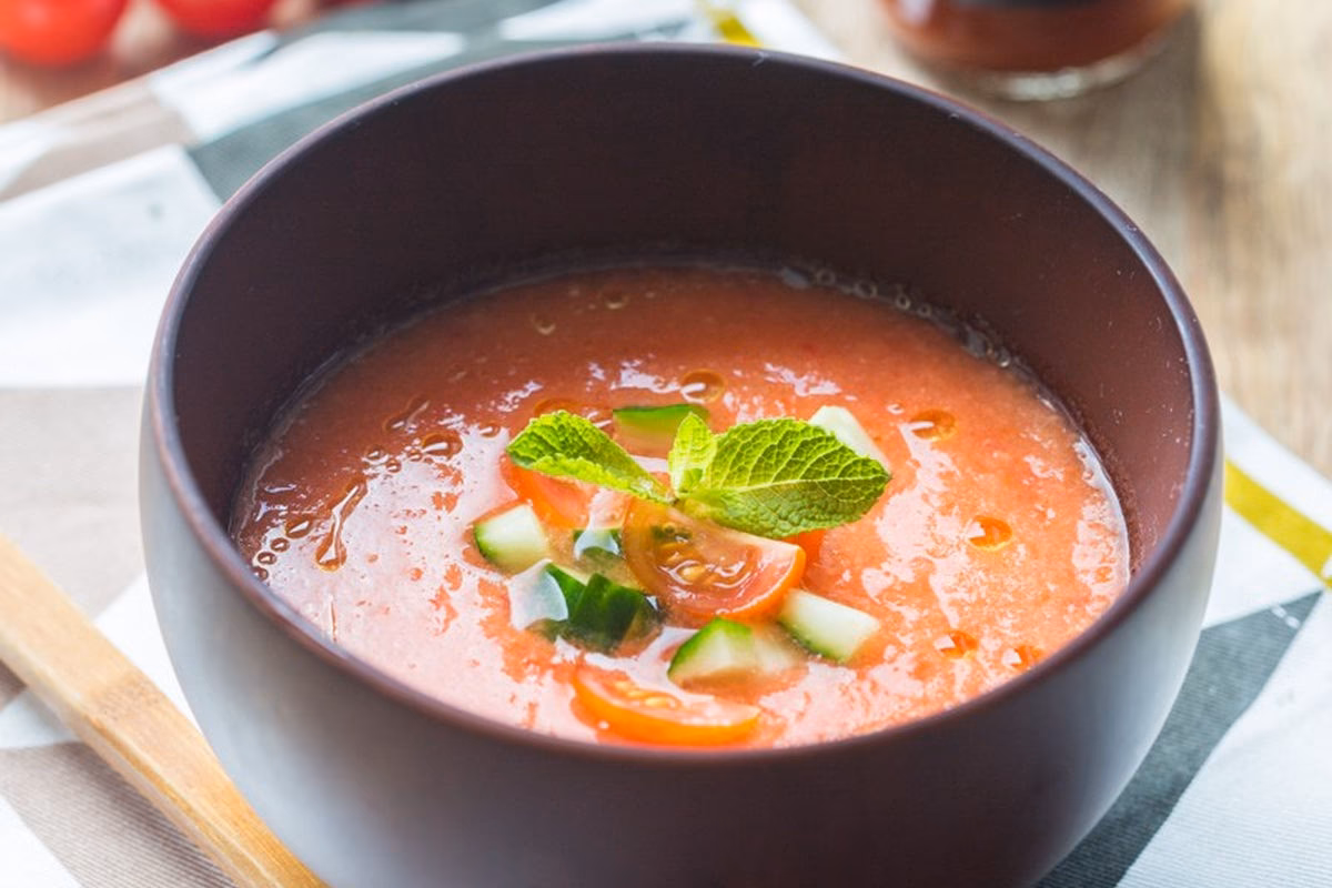 Pourquoi mettre du pain de mie dans le gaspacho ?