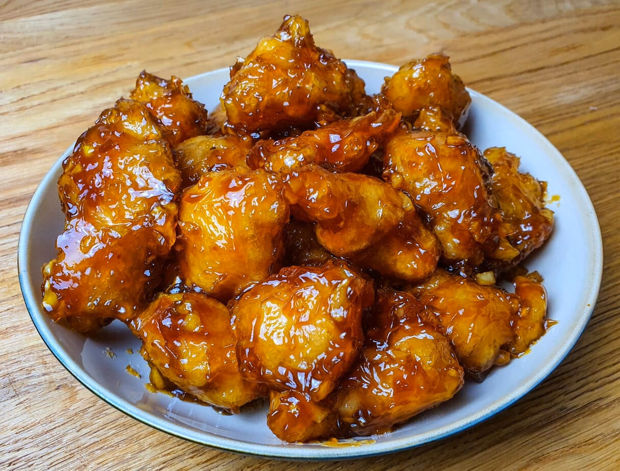 Quelle est la technique chinoise pour cuisiner le poulet ?